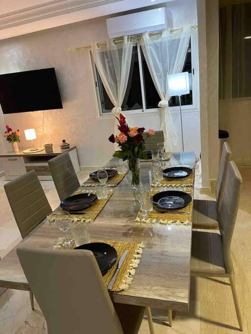 מרקש Appartement Haut Standing 3 Chambres Avec Terasse Quartier Gueliz Hivernage A Marrakech I19 מראה חיצוני תמונה